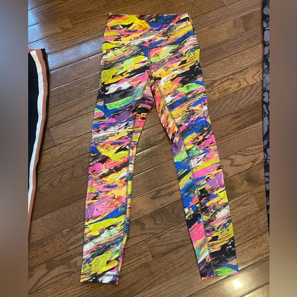 Lululemon wunder train legging size 4 - Picture 3 of 6